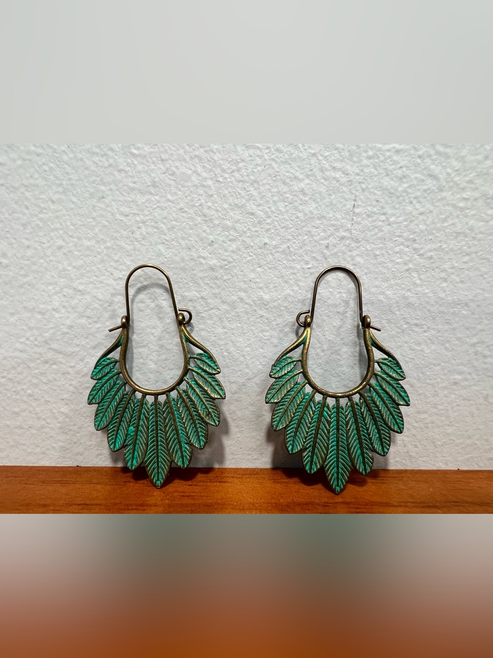 2” Bronze Tone Teal Green Leaf Feather Boho Faux Antique Earring Set Pre Loved